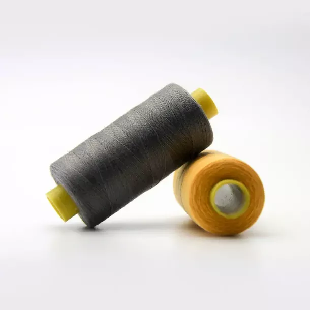 Polyester Dikiş İpliği 40/2 500M*3CONES
