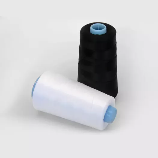 Cilt dostu dokunuşlu dokulu polyester iplik